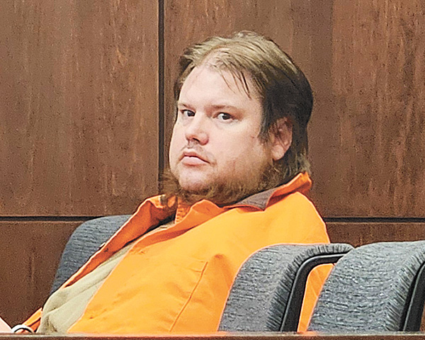 Judge extends suspension of court proceedings in murder case
